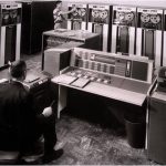 Perkembangan Teknologi Komputer, Wow! Begini Perkembangan Teknologi Komputer yang Bikin Hidup Makin Mudah!