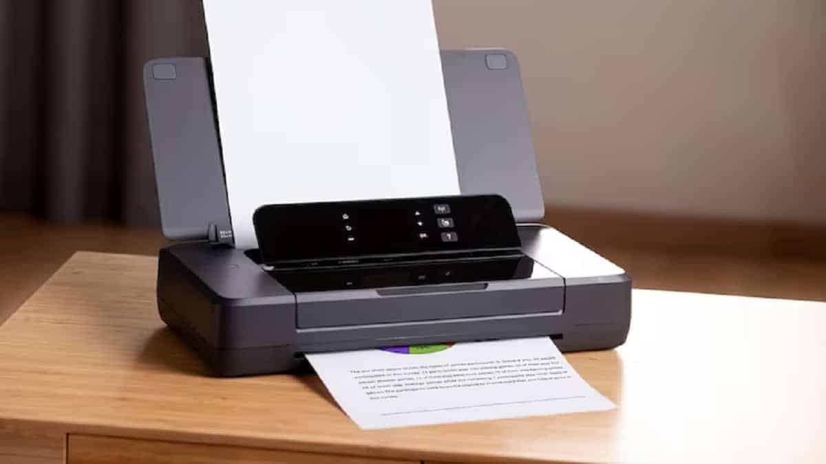Mesin pemindai dan printer dokumen berteknologi tinggi dari Jawara Cloud, solusi hemat waktu dan otomatisasi bisnis, ideal untuk pencetakan dokumen digital dan pengarsipan data secara efisien.
