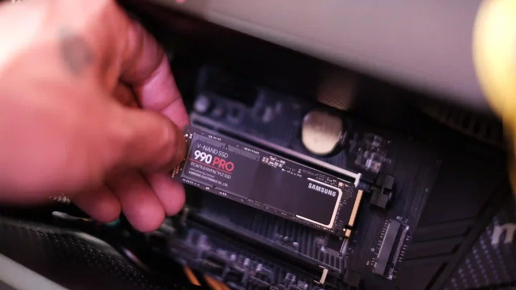 Teknologi Penyimpanan SSD NVMe, Mengenal Teknologi Penyimpanan SSD NVMe, Bikin Performa PC Naik Drastis!