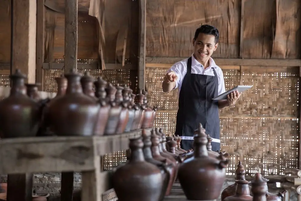 Pentingnya Adaptasi Teknologi Bagi Pelaku Usaha Kecil, Dampak Adaptasi Teknologi ke Perekonomian Lokal