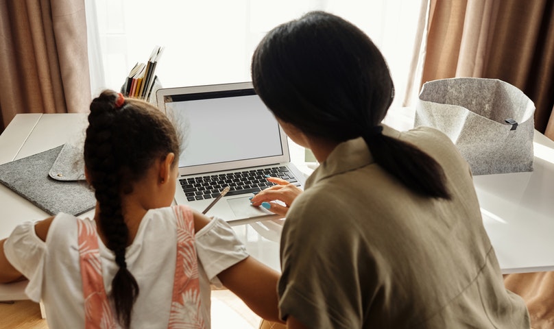 Inovasi Teknologi Pendidikan yang Mulai Populer di Indonesia, Implementasi Teknologi dalam Kegiatan Belajar Harian