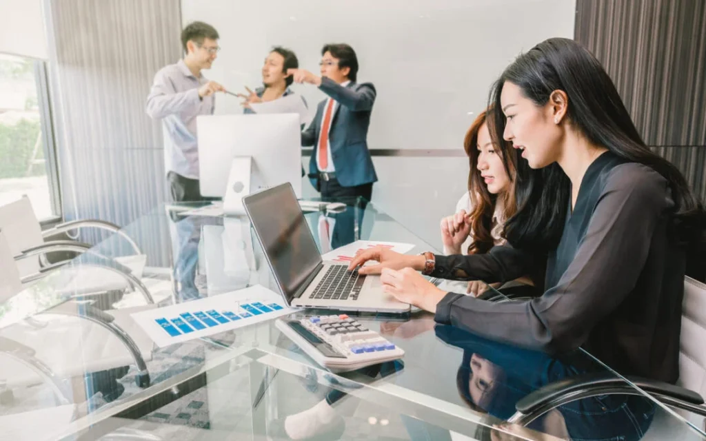 Dampak Teknologi Terhadap Dunia Kerja dan Lapangan Pekerjaan, Dampak Teknologi Terhadap Dunia Kerja dan Lapangan Pekerjaan Peluang atau Tantangan!