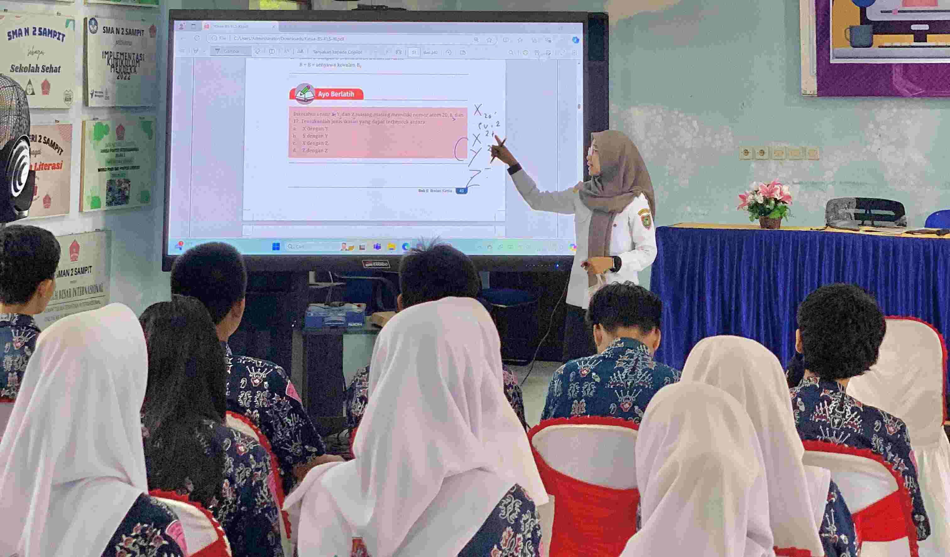 Bagaimana Teknologi Membantu Pemerataan Akses Pendidikan, Bagaimana Teknologi Membantu Pemerataan Akses Pendidikan di Indonesia dari Desa Sampai Kota!