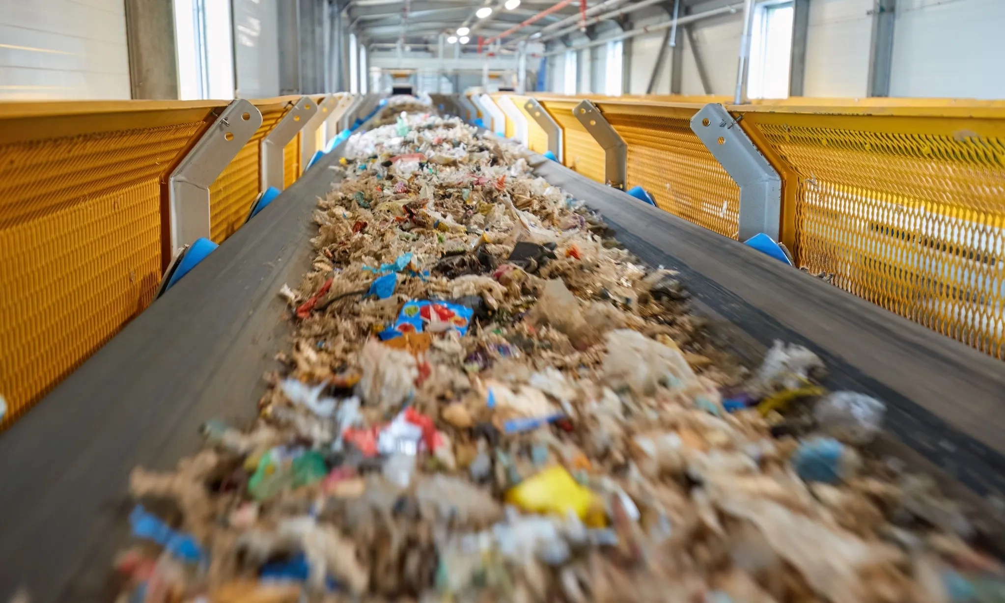 Cara Teknologi Membantu Pengelolaan Sampah Lebih Efisien, Teknologi RDF untuk Mengolah Sampah Jadi Energi