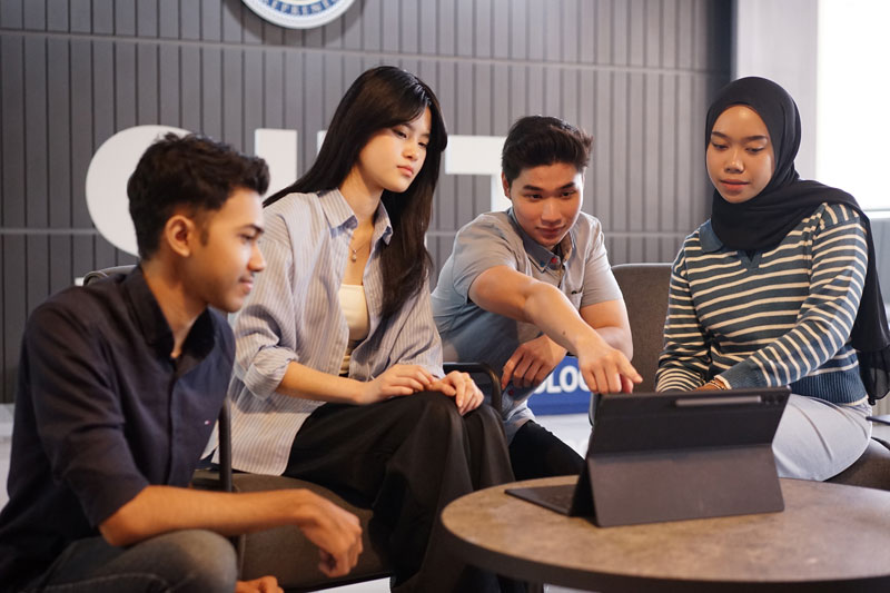 Pemanfaatan sistem digital untuk mempercepat proses pelayanan bisnis, Data Jadi Senjata Utama Untuk Ambil Keputusan