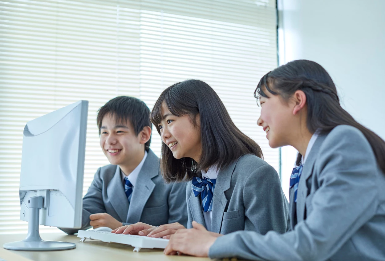 Teknologi yang Membantu Siswa Memahami Konsep Sulit dengan Mudah, Gimana Teknologi yang Membantu Siswa Memahami Konsep Sulit dengan Mudah Mulai Ubah Cara Belajar Zaman Sekarang?