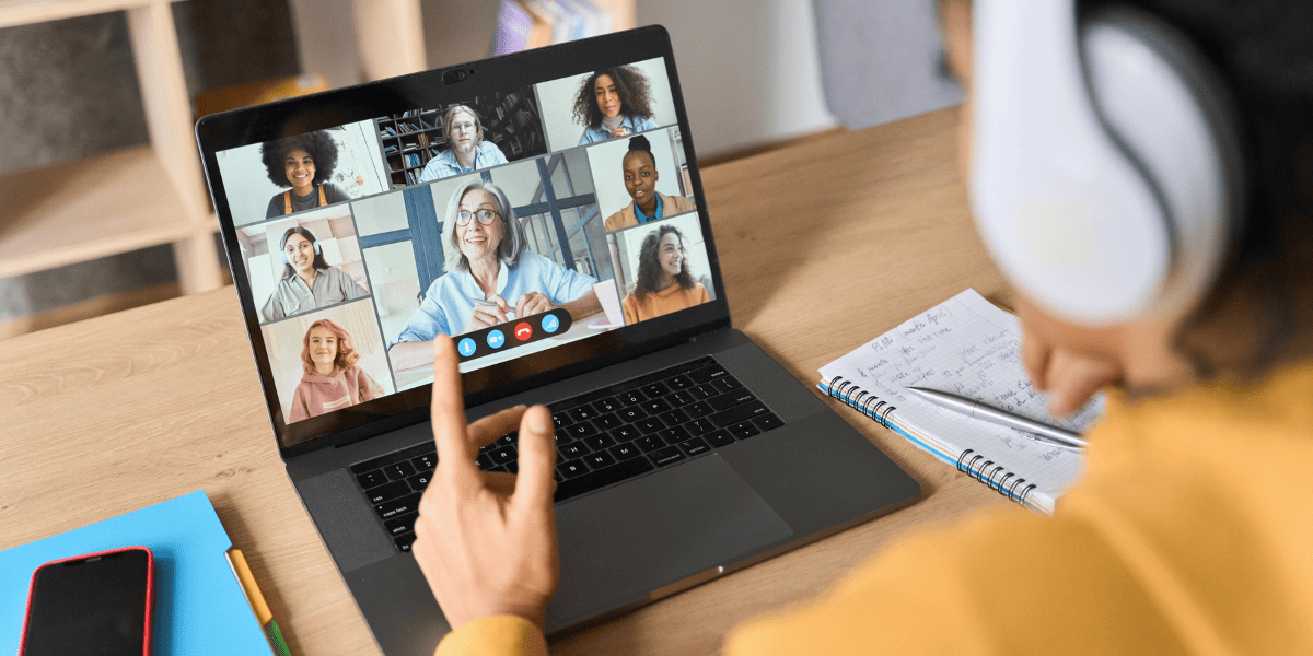 Bagaimana Platform Digital Membantu Siswa Memahami Materi Sulit, Diskusi Online Bikin Siswa Lebih Berani Bertanya