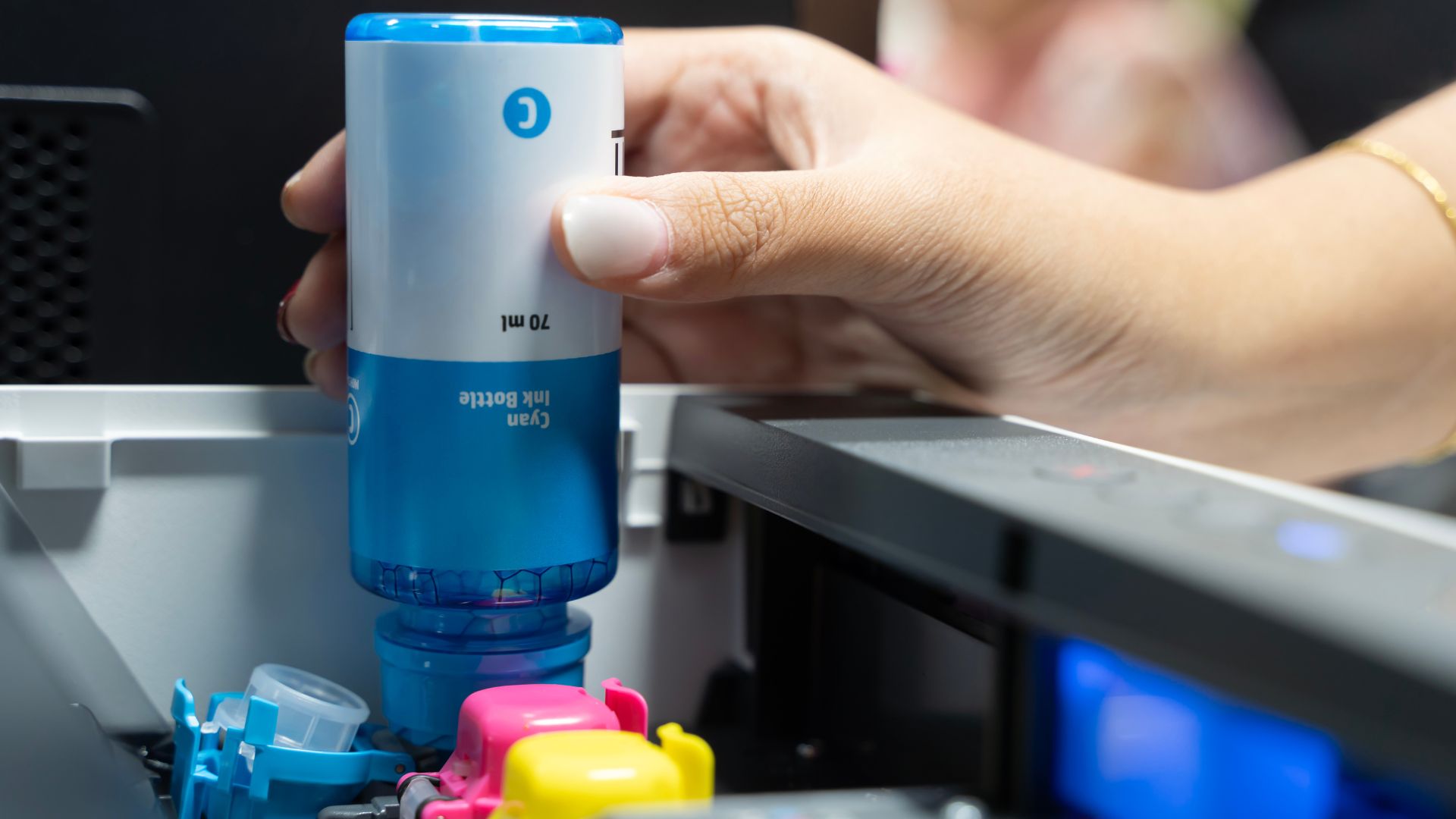 Apakah Cartridge Bisa Diisi Ulang, Perbandingan Biaya Printing Cartridge Baru vs Isi Ulang