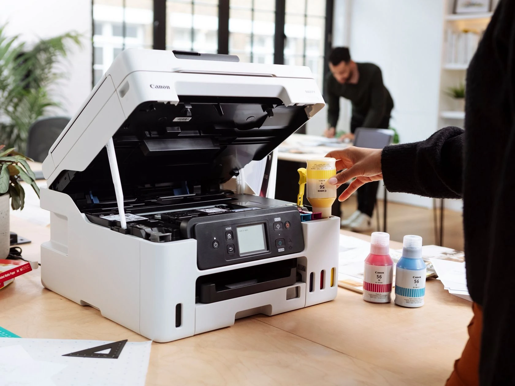 Printer Yang Bisa Scan F4, Ink Tank Lebih Cocok Buat Pemakaian Rutin